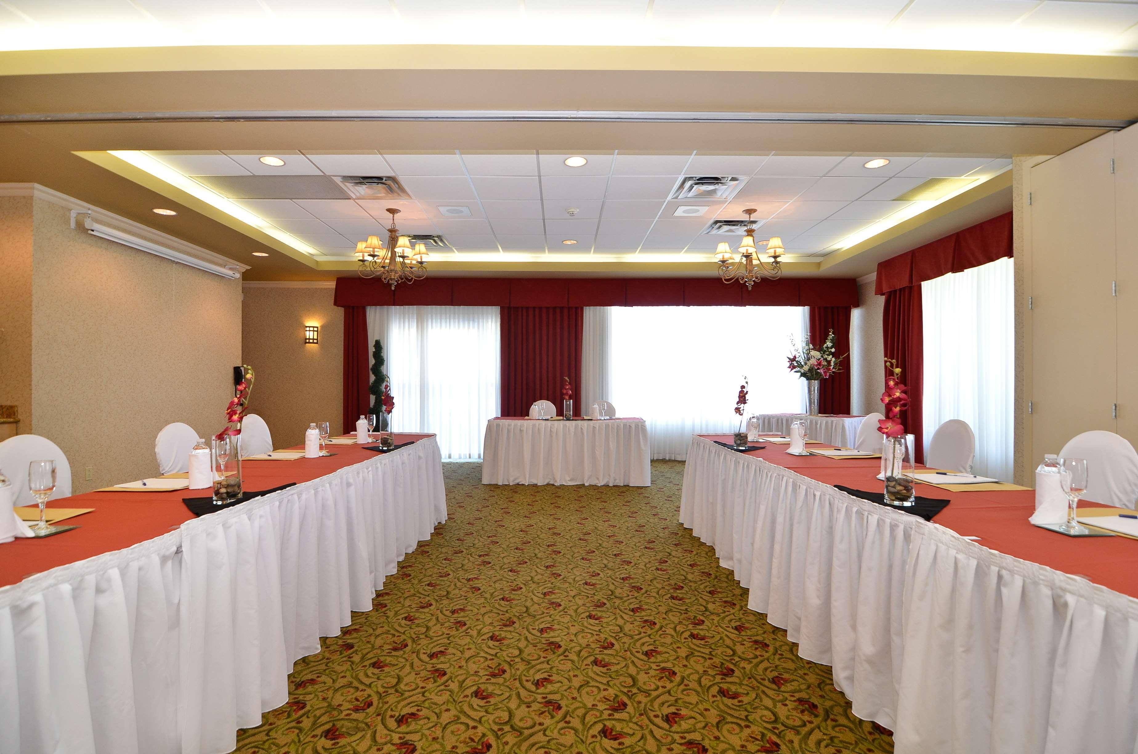 Best Western Plus Regency Inn And Conference Centre Abbotsford Exterior foto