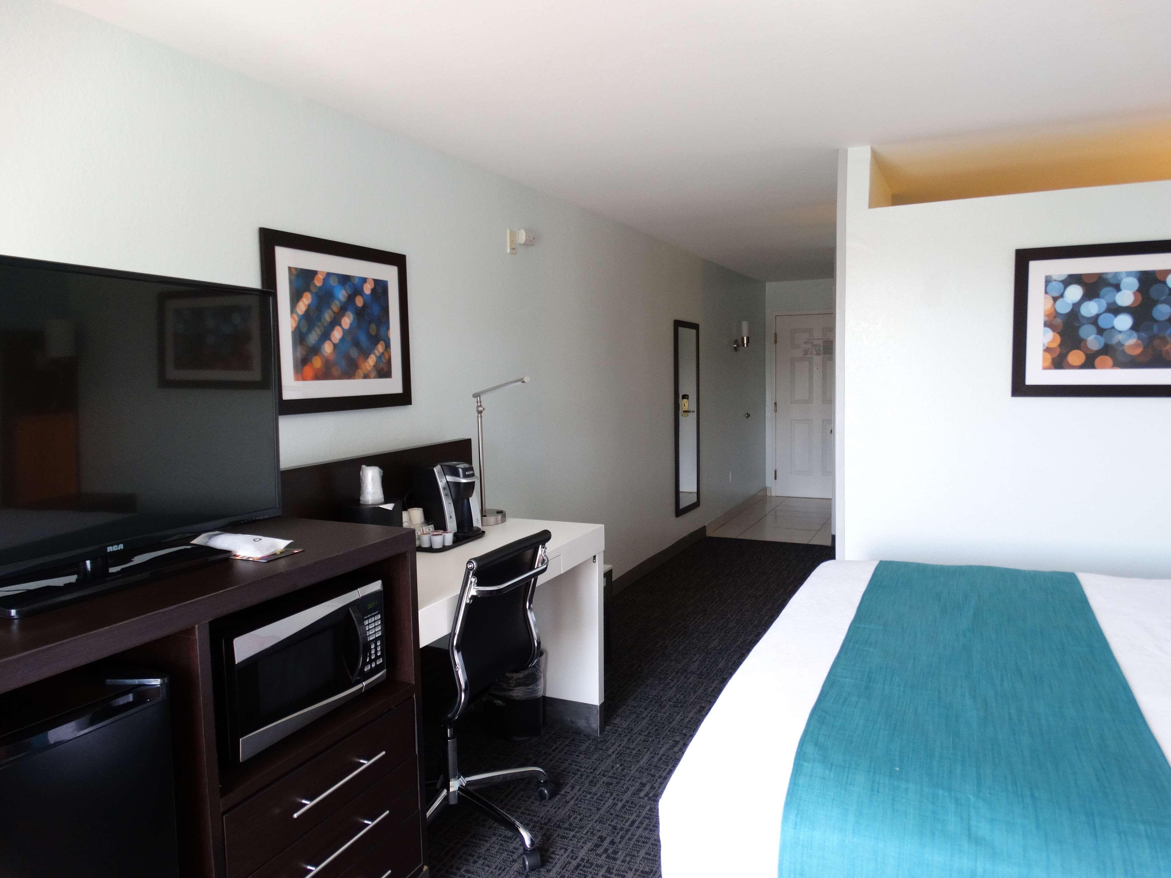 Best Western Plus Regency Inn And Conference Centre Abbotsford Exterior foto