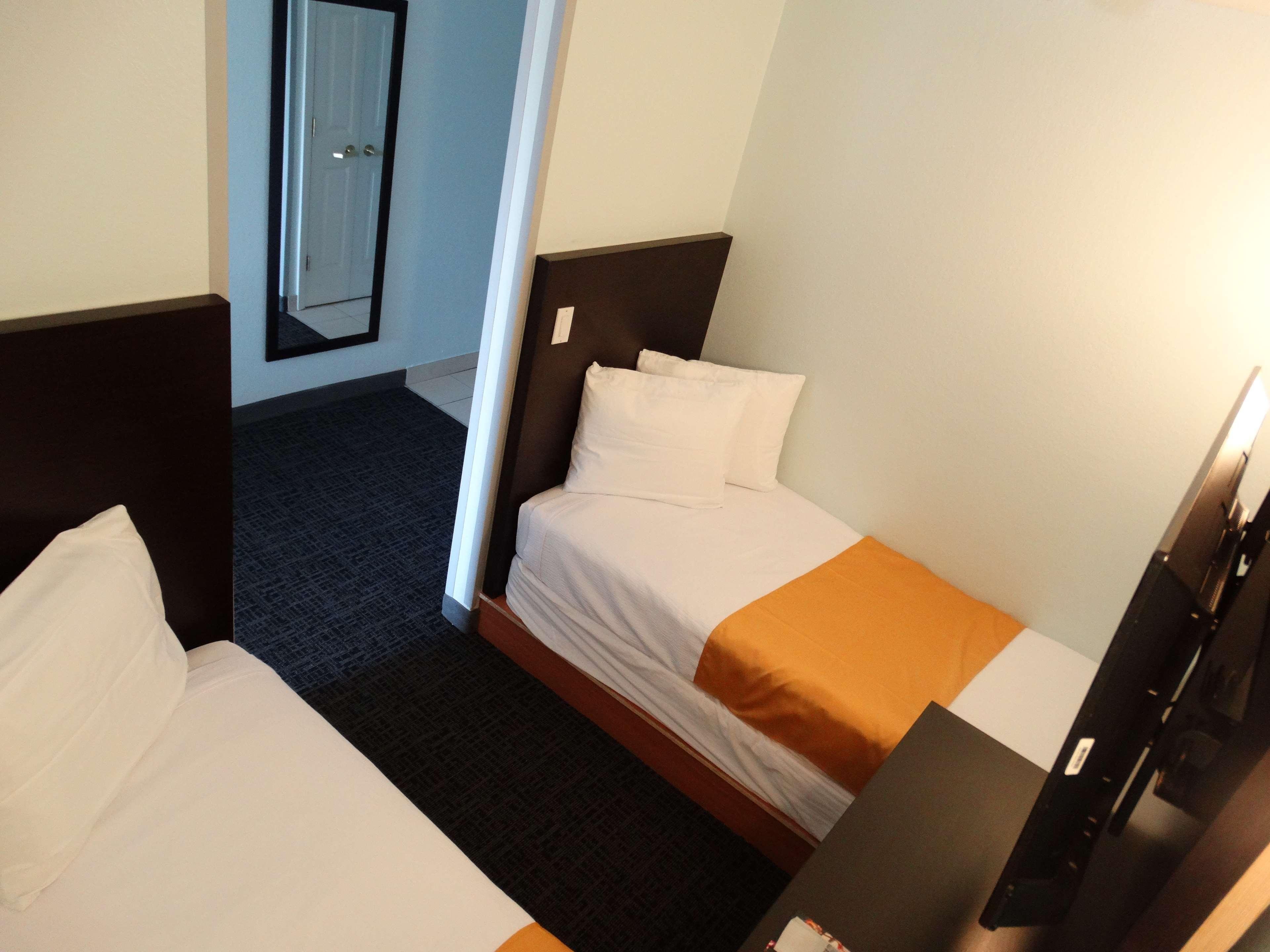 Best Western Plus Regency Inn And Conference Centre Abbotsford Exterior foto